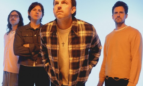 Kings of Leon costretti ad annullare il tour e il live del 22 giugno a La Prima Estate